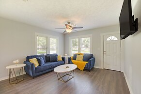 Port Neches Home Rental: Walk to Tugboat Island!