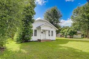 Port Neches Home Rental: Walk to Tugboat Island!