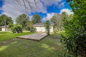 Port Neches Home Rental: Walk to Tugboat Island!