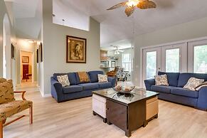 4 Mi to Beach: Navarre Retreat w/ Screened Porch!