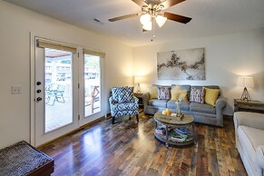 Pet-friendly Pigeon Forge Home w/ Deck!