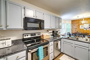 Pet-friendly Pigeon Forge Home w/ Deck!