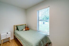 Pet-friendly Pigeon Forge Home w/ Deck!