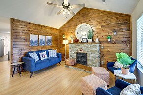 Pet-friendly Pigeon Forge Home w/ Deck!