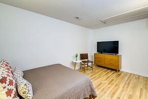 Pet-friendly Pigeon Forge Home w/ Deck!