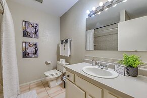 Alto Oasis: Community Pool, Fireplace & Grill!