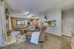 Alto Oasis: Community Pool, Fireplace & Grill!