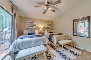 Alto Oasis: Community Pool, Fireplace & Grill!