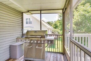 Pigeon Forge Home w/ Screened Porch, 3 Mi to Town!