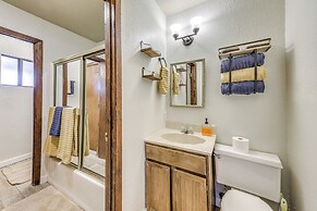 Ruidoso Home w/ Balcony ~ 16 Mi to Ski Apache!