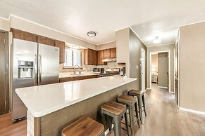 Serene Ruidoso Cabin w/ Fenced Yard Near Downtown!