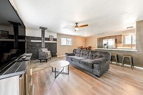 Serene Ruidoso Cabin w/ Fenced Yard Near Downtown!