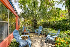 Colorful Gulfport Home: Walk to the Art District!