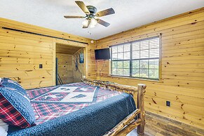 Pigeon Forge Vacation Rental w/ Hot Tub & Yard