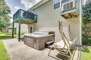 Pigeon Forge Home w/ Deck & Hot Tub Near Town!