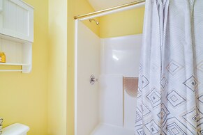 Pigeon Forge Home w/ Deck & Hot Tub Near Town!