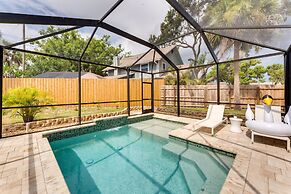 Nokomis Home w/ Screened Pool, 3 Mi to Beaches!