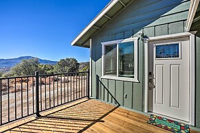 Oakhurst Duplex ~ 13 Mi to Yosemite National Park!