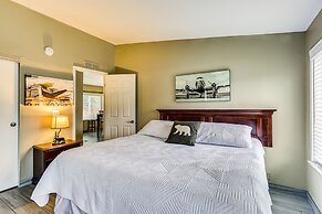 Yosemite Natl Park Getaway: Hot Tub & Mtn Views!