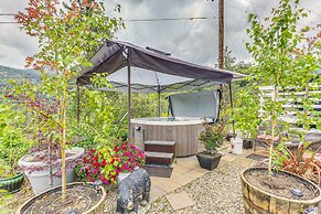 Yosemite Natl Park Getaway: Hot Tub & Mtn Views!