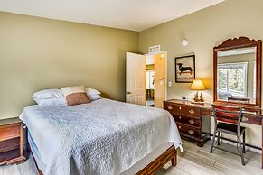 Yosemite Natl Park Getaway: Hot Tub & Mtn Views!