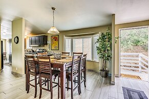 Yosemite Natl Park Getaway: Hot Tub & Mtn Views!