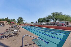 Sun Lakes Home in Retirement Community w/ 3 Pools