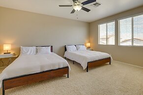 Pool, Fire Pit: Family Home in Goodyear!