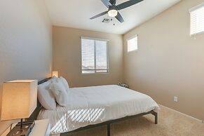 Pool, Fire Pit: Family Home in Goodyear!