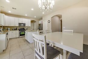 Pool, Fire Pit: Family Home in Goodyear!