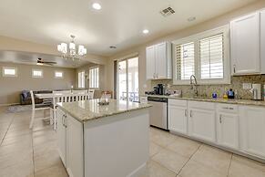 Pool, Fire Pit: Family Home in Goodyear!