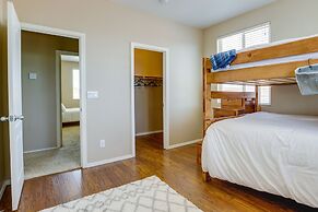 Pool, Fire Pit: Family Home in Goodyear!