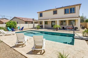 Pool, Fire Pit: Family Home in Goodyear!