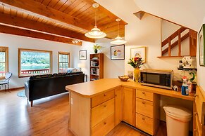Juneau Vacation Home: Stunning View + Beach Access