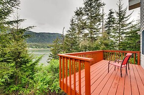 Juneau Vacation Home: Stunning View + Beach Access