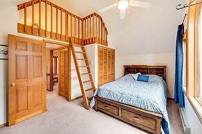 Juneau Vacation Home: Stunning View + Beach Access