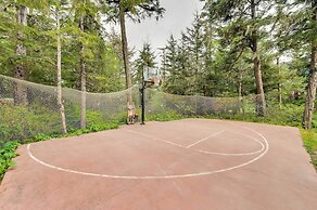 Juneau Vacation Home: Stunning View + Beach Access