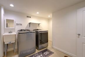 Rustic Retreat in Spokane Valley w/ Cozy Fireplace