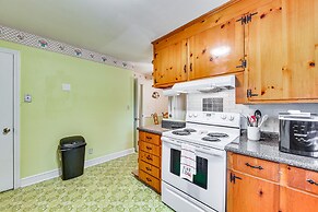 Peaceful Camden Vacation Rental ~ 3 Mi to Town!