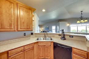 Colorado Springs Townhome w/ Game Room & Grill!
