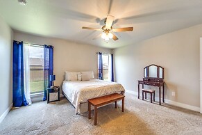 Pet-friendly Lubbock Home - 10 Mi to Downtown