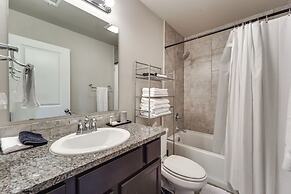 Pet-friendly Lubbock Home - 10 Mi to Downtown