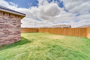 Pet-friendly Lubbock Home - 10 Mi to Downtown