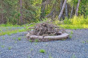Soldotna Home w/ 2 Living Areas & Spacious Porch