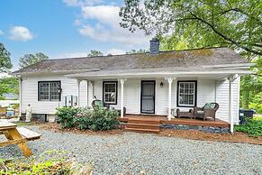 Spacious Durham Home w/ Fire Pit & Hot Tub!