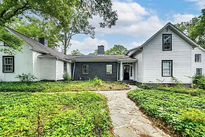 Spacious Durham Home w/ Fire Pit & Hot Tub!