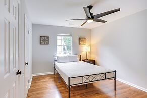 Cozy Vacation Rental ~ 2 Mi to Downtown Durham!