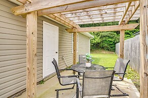 Cozy Vacation Rental ~ 2 Mi to Downtown Durham!