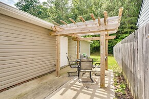 Cozy Vacation Rental ~ 2 Mi to Downtown Durham!