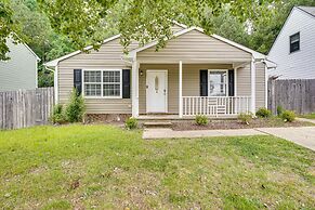 Cozy Vacation Rental ~ 2 Mi to Downtown Durham!